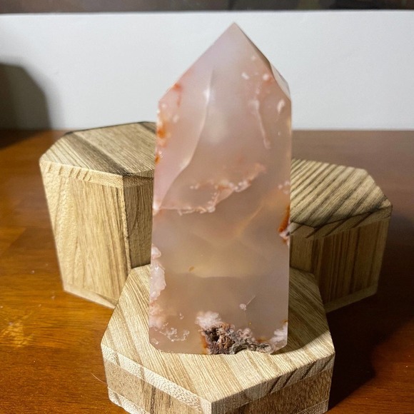 Carnelian Flower Agate Tower - Picture 3 of 12